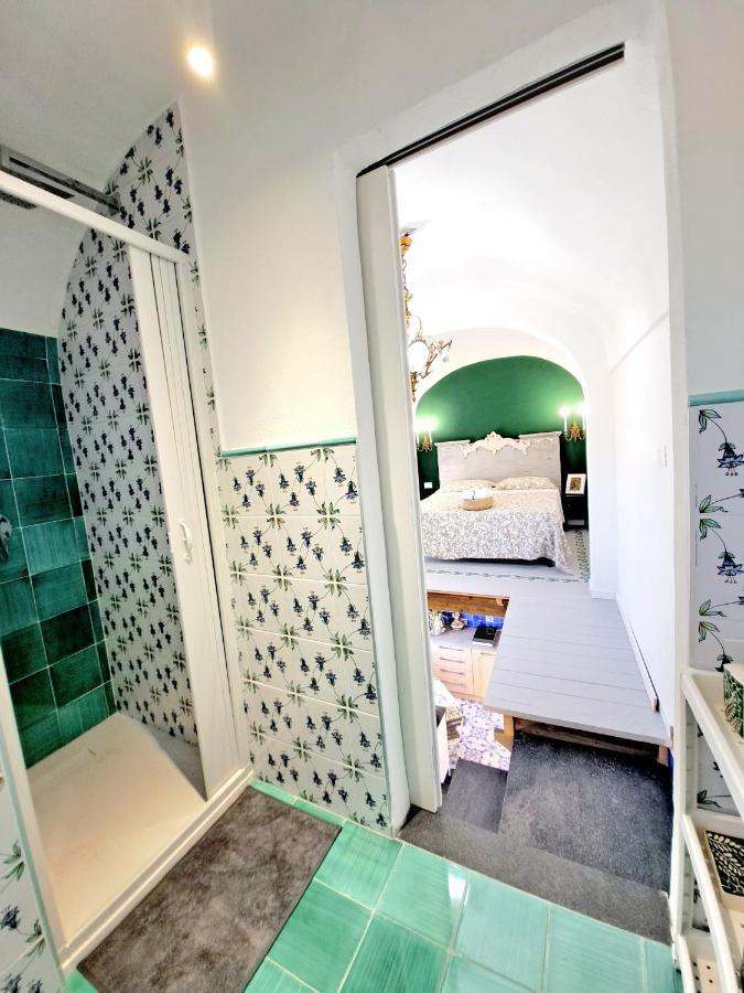 Appartement La Dependance 698 à Torre del Greco Extérieur photo